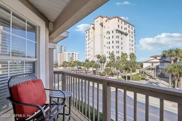 Jacksonville Beach, FL 32250,388 1ST ST S