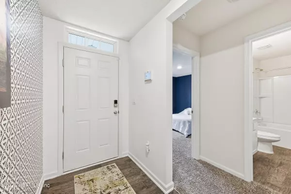 Green Cove Springs, FL 32043,2437 FALLING STAR LN