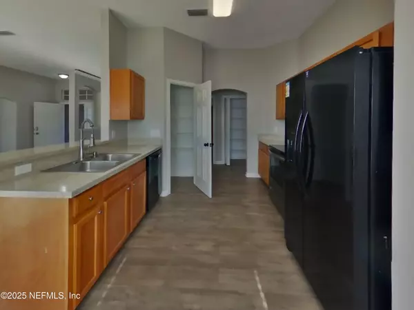 Jacksonville, FL 32219,11507 OTTERS DEN CT E