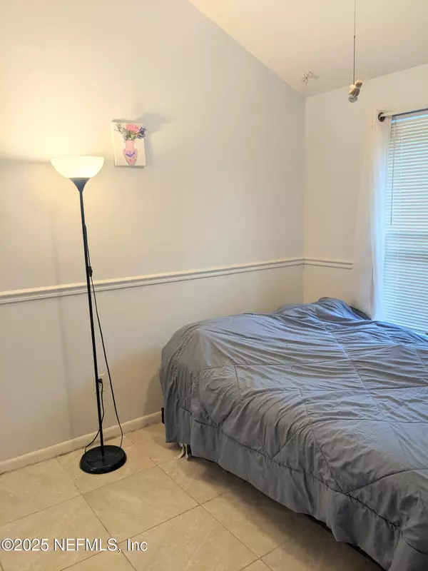 Jacksonville, FL 32257,10360 ARROWHEAD DR