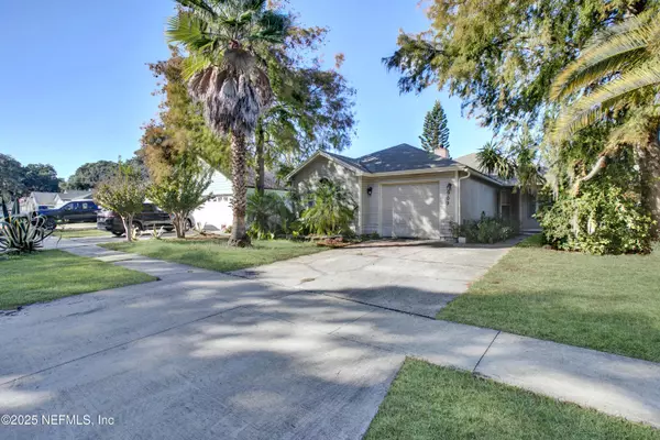 Jacksonville, FL 32233,909 GAVAGAN RD