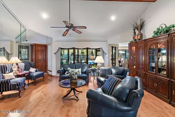 Jacksonville, FL 32216,7364 BENT CREEK CT