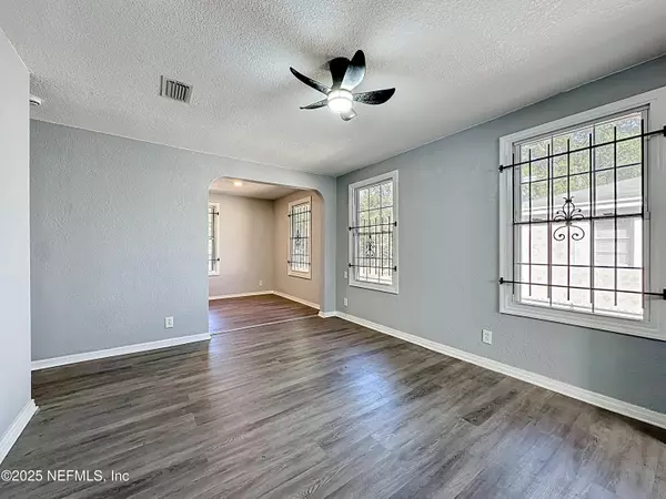 Jacksonville, FL 32209,3410 DIVISION ST