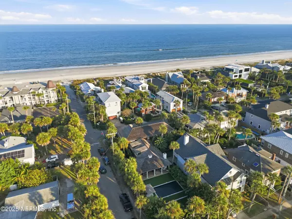 Atlantic Beach, FL 32233,698 BEACH AVE