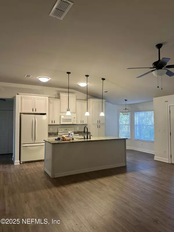 Jacksonville, FL 32223,12265 MARBON ESTATES LN E