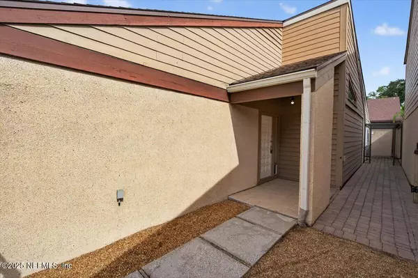 Jacksonville, FL 32223,11017 CITRON CT