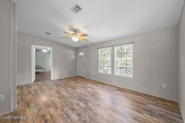 Gainesville, FL 32641,218 NE 132ND TER