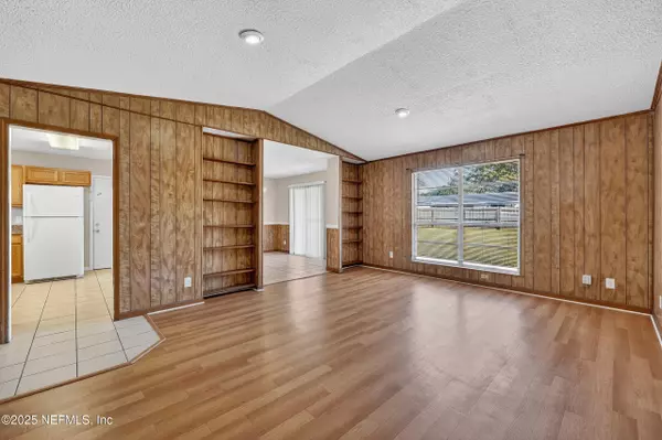 Orange Park, FL 32073,551 WILLIAM PEN ST