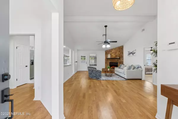 Jacksonville, FL 32257,4530 CROSSTIE RD N