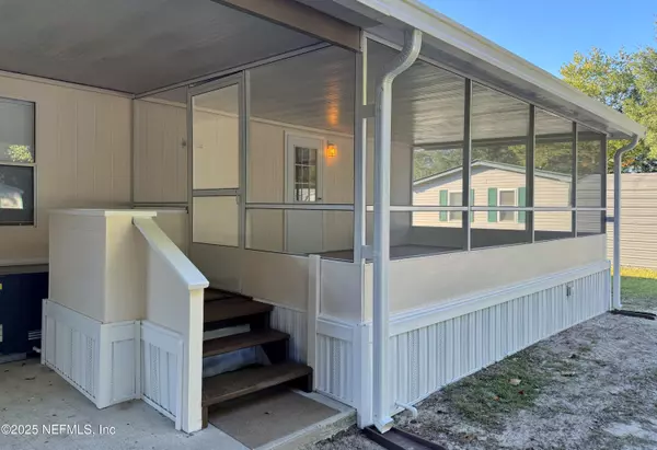 Interlachen, FL 32148,106 RIDGEWOOD AVE