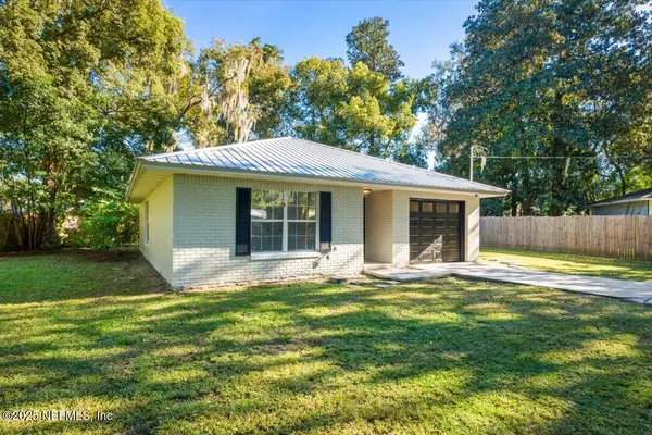 Green Cove Springs, FL 32043,411 PEARL ST