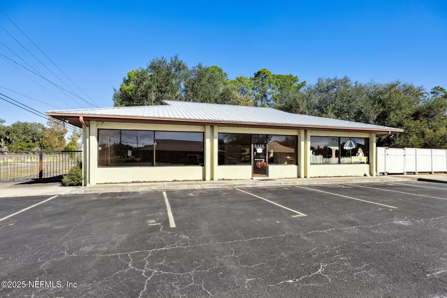 819 S MOODY RD, Palatka, FL 32177