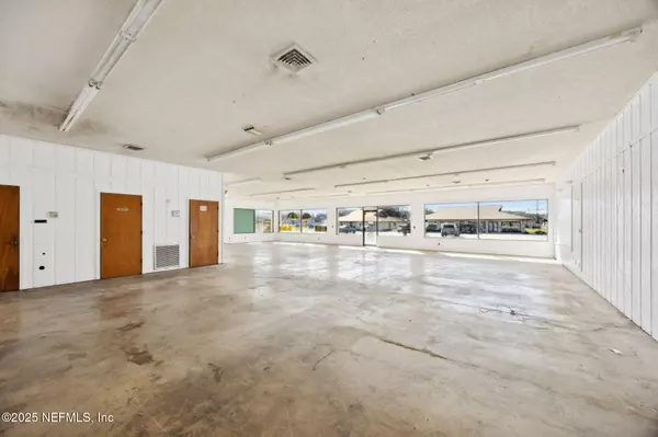 Palatka, FL 32177,819 S MOODY RD