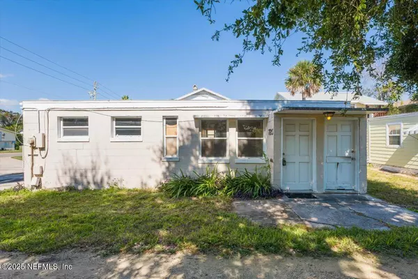 Jacksonville, FL 32250,725 5TH ST N