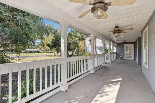 Yulee, FL 32097,97071 LAFFITES WAY