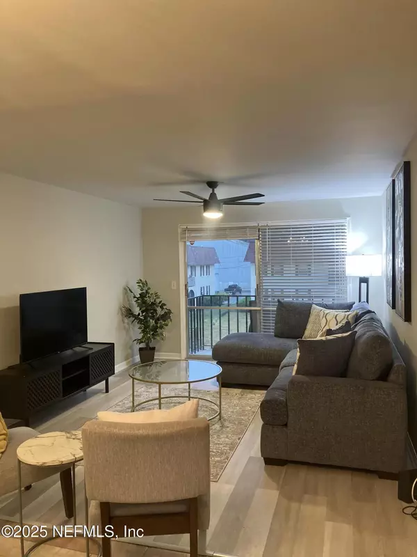 Jacksonville, FL 32216,1551 EL CAMINO RD #4