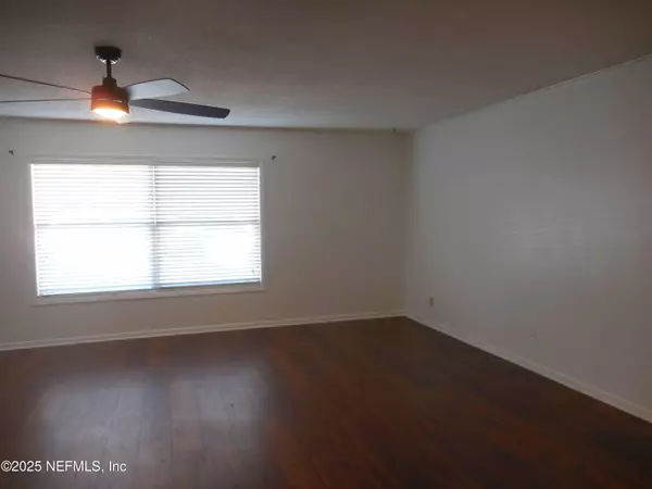 Ponte Vedra Beach, FL 32082,695 N A1A #23