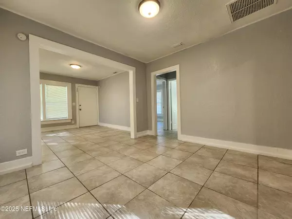 Jacksonville, FL 32254,3205 DIGNAN ST