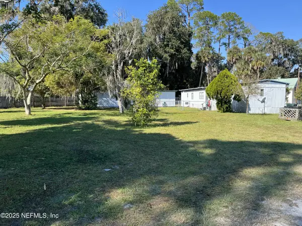 Crescent City, FL 32112,101 HUMMINGBIRD TRL