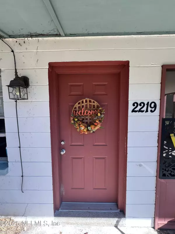 Gainesville, FL 32641,2219 SE 46TH TER