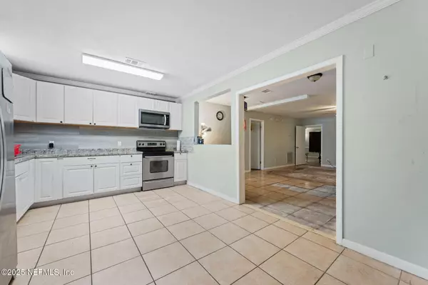 Jacksonville, FL 32219,7988 WAXWING AVE