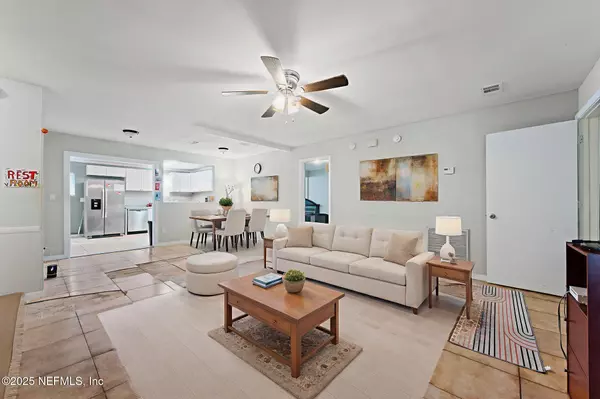 Jacksonville, FL 32219,7988 WAXWING AVE