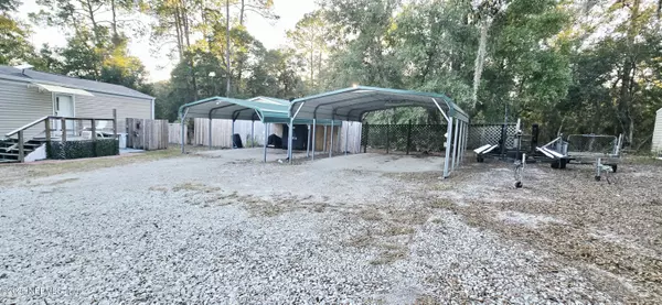 Hawthorne, FL 32640,118 E HILLSIDE DR