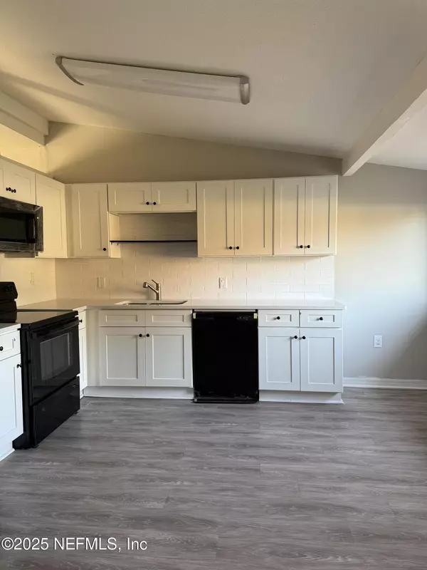 Jacksonville, FL 32211,6226 ELISE DR