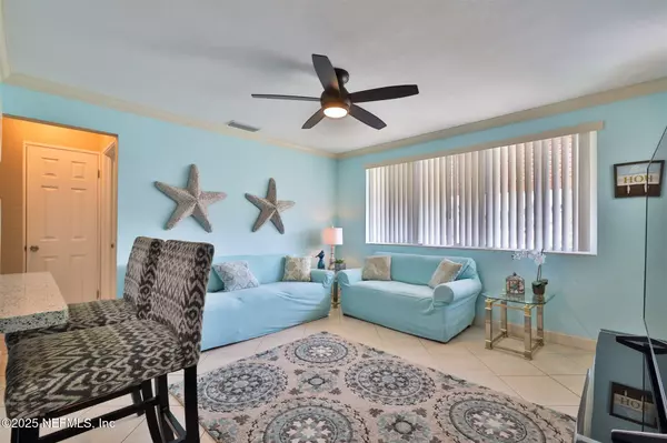 Ormond Beach, FL 32176,7 AZALEA DR