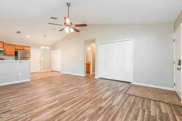 Jacksonville, FL 32246,2975 BROUGHAM AVE