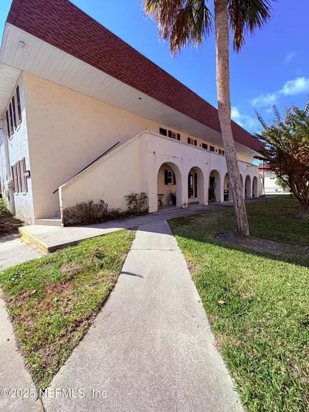 1540 EL PRADO RD #4, Jacksonville, FL 32216