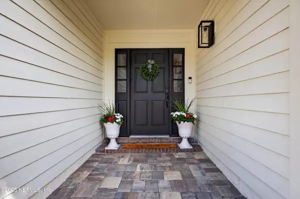 Jacksonville, FL 32223,14379 POND PL DR