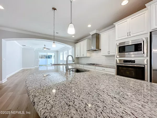 Ponte Vedra, FL 32081,206 PARK LAKE DR