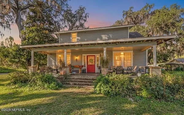 420 PINE ST, Crescent City, FL 32112