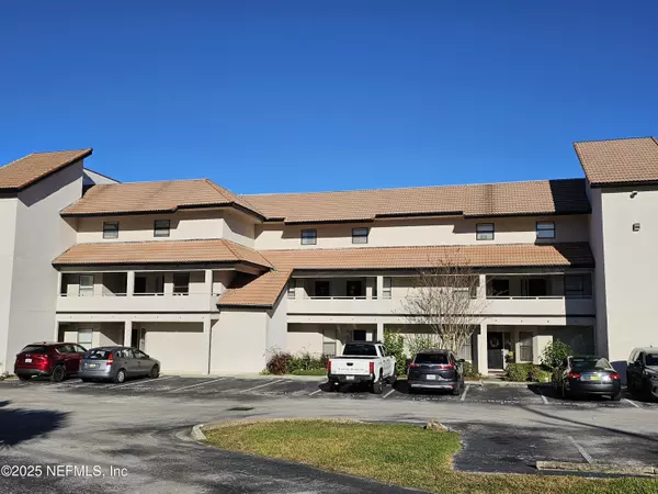 1307 RIVER HILLS CIR E #16, Jacksonville, FL 32211