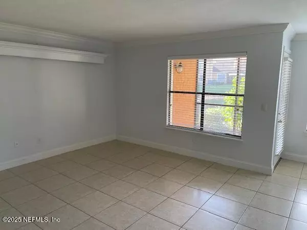 Ponte Vedra Beach, FL 32082,858 SHORELINE CIR