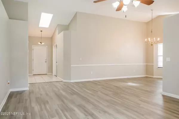 Jacksonville, FL 32223,11538 SWEETWATER OAKS DR W