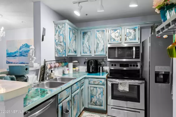 Jacksonville, FL 32256,7701 TIMBERLIN PARK BLVD #434