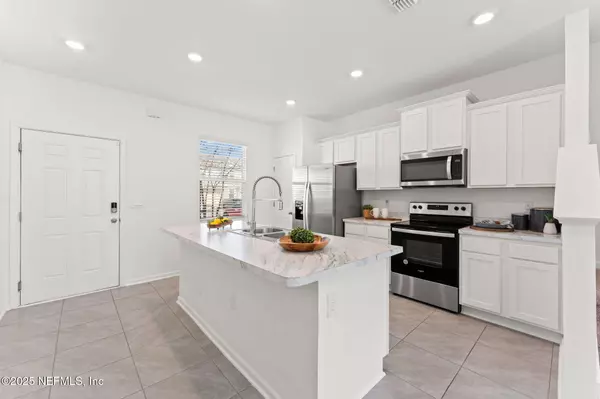 Jacksonville, FL 32256,8330 ASTEROID ST