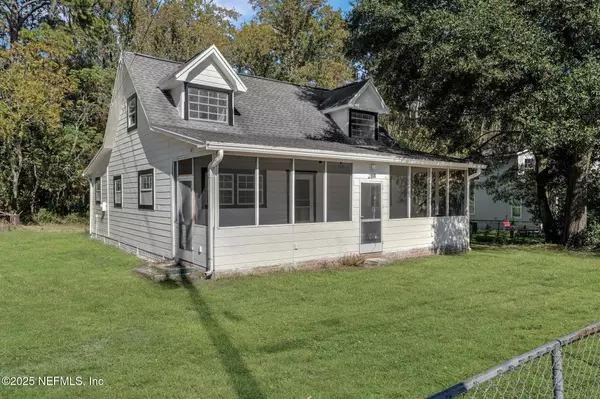 Jacksonville, FL 32218,2811 MYRTIS RD