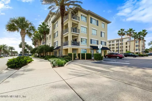 525 3RD ST N #215, Jacksonville Beach, FL 32250