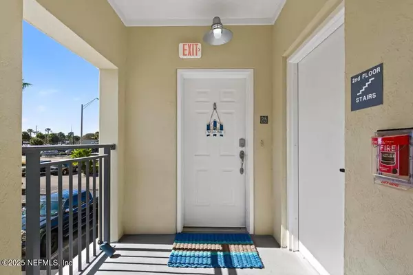 Jacksonville Beach, FL 32250,525 3RD ST N #215