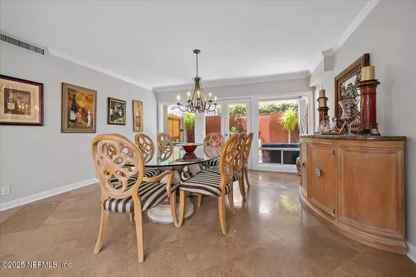 Jacksonville, FL 32207,5200 SAN JOSE BLVD #7