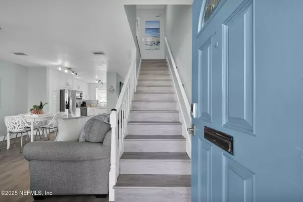 Jacksonville Beach, FL 32250,330 13TH AVE N