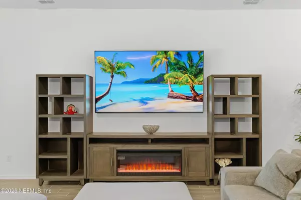 Orange Park, FL 32073,2949 FIRETHORN AVE