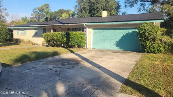 8515 VERMANTH RD, Jacksonville, FL 32211