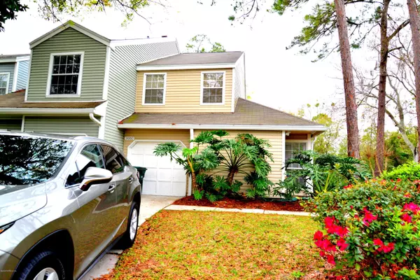 9960 MOORINGS DR, Jacksonville, FL 32257