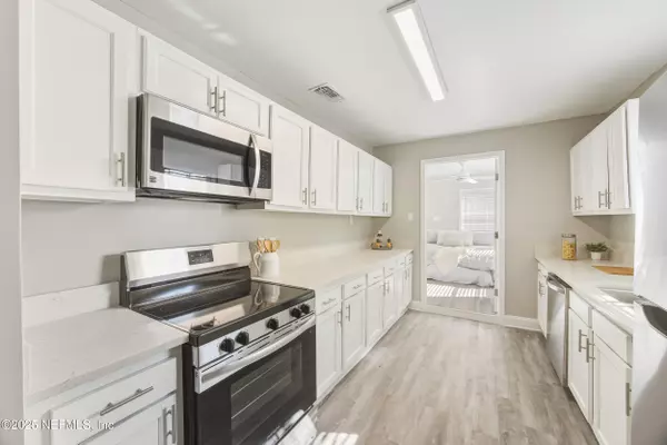 Jacksonville, FL 32207,2107 ASHLAND ST