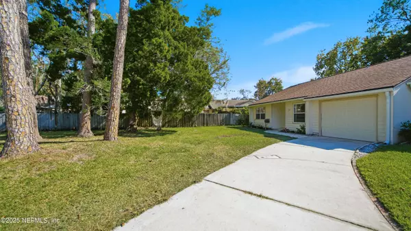 Jacksonville, FL 32223,3344 ROBALO WAY