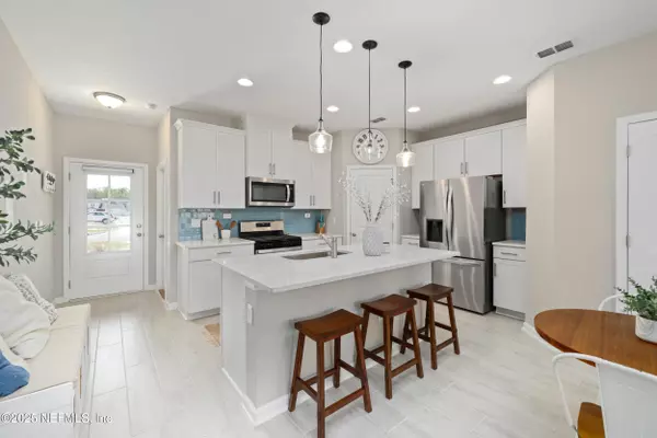 St. Augustine, FL 32092,469 BRANDON LAKES DR